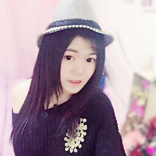 鱼鱼 过年停播几天休息的娱乐星秀直播间_鱼鱼