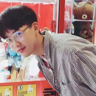 【8666】龙龙学长的其他游戏直播间_【8666