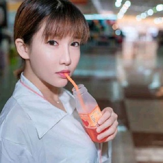 9996 妖妖【么么哒】的其他游戏直播间_9996