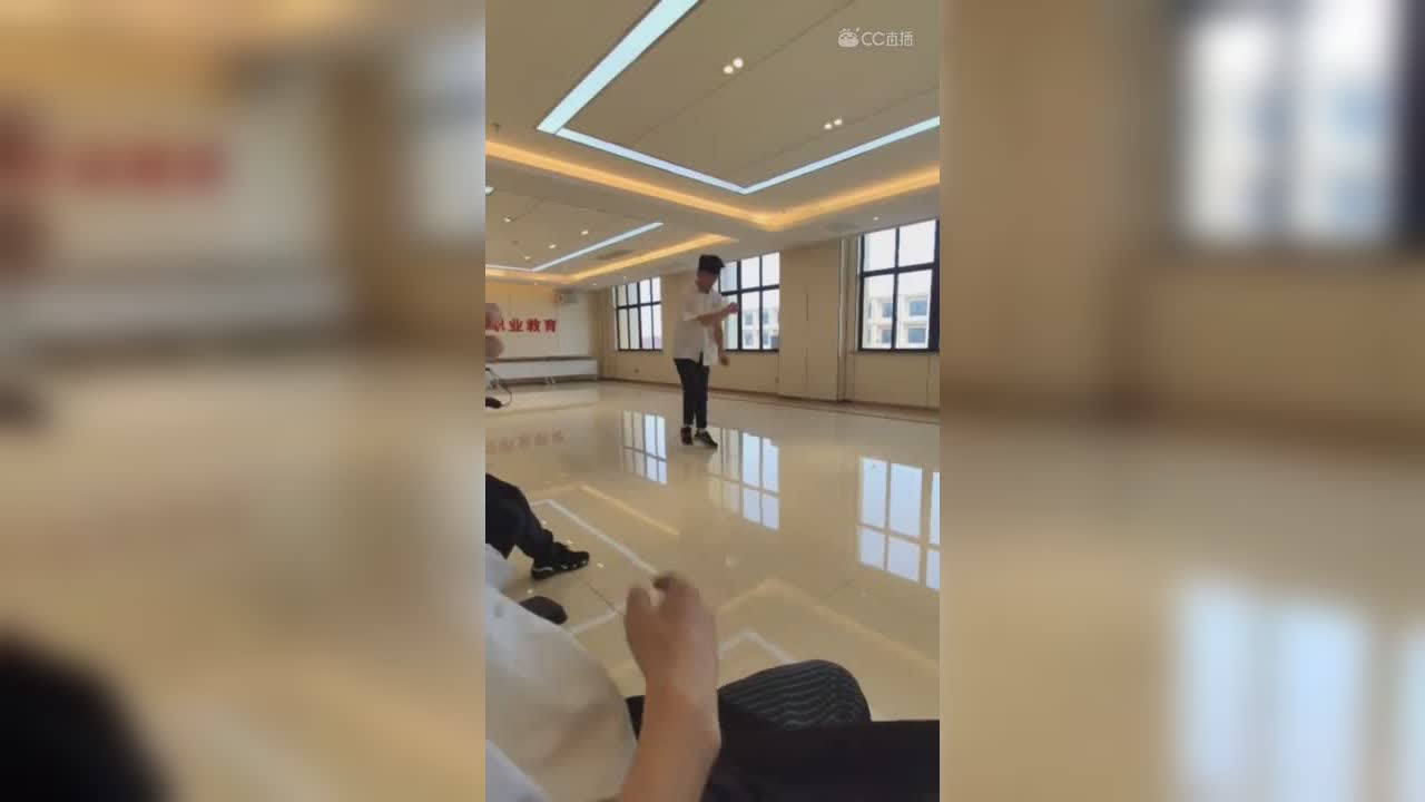 视频封面