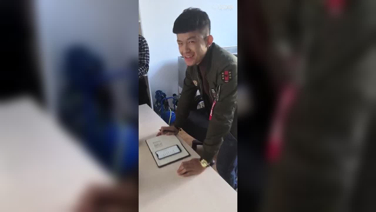 视频封面