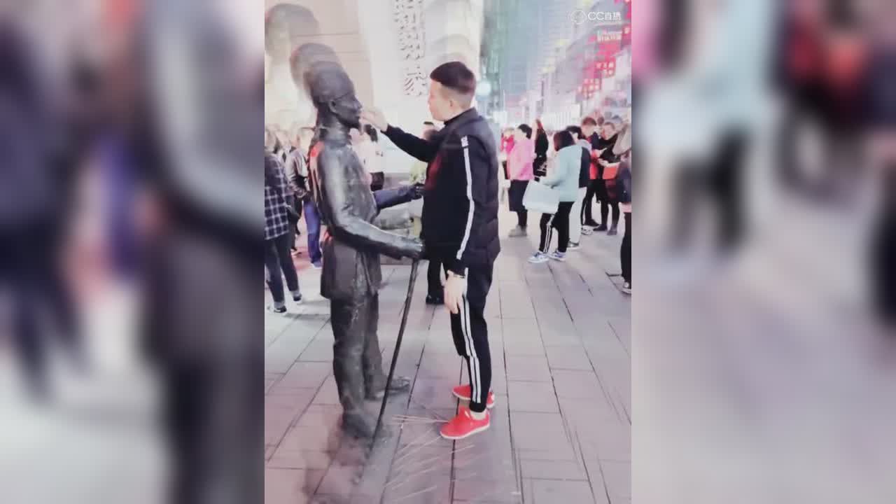 视频封面