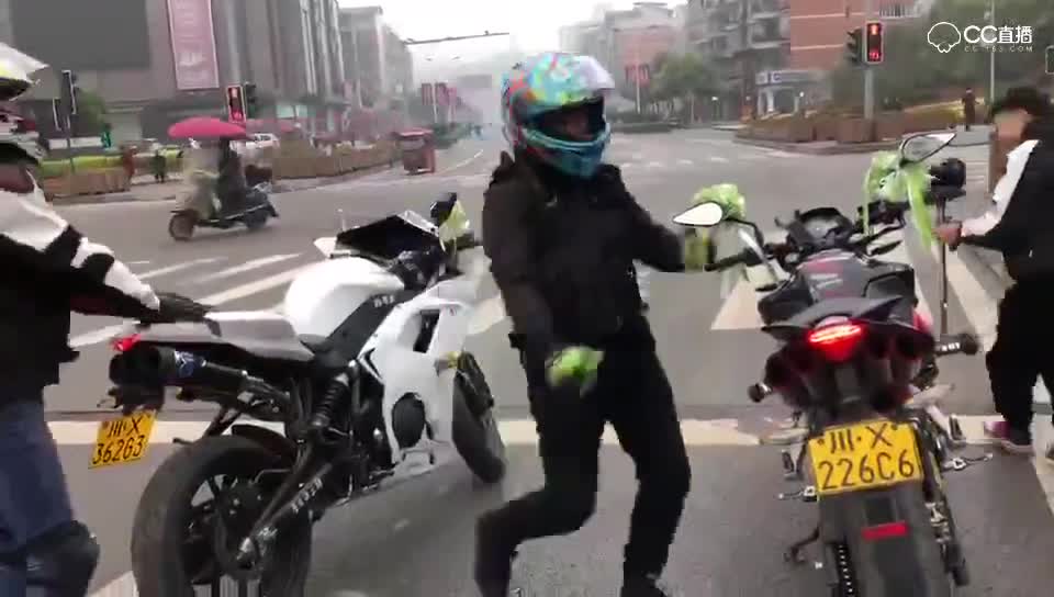 视频封面