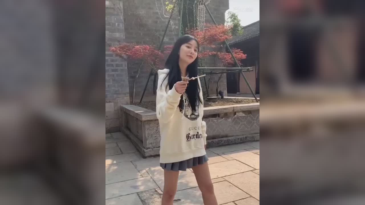 视频封面