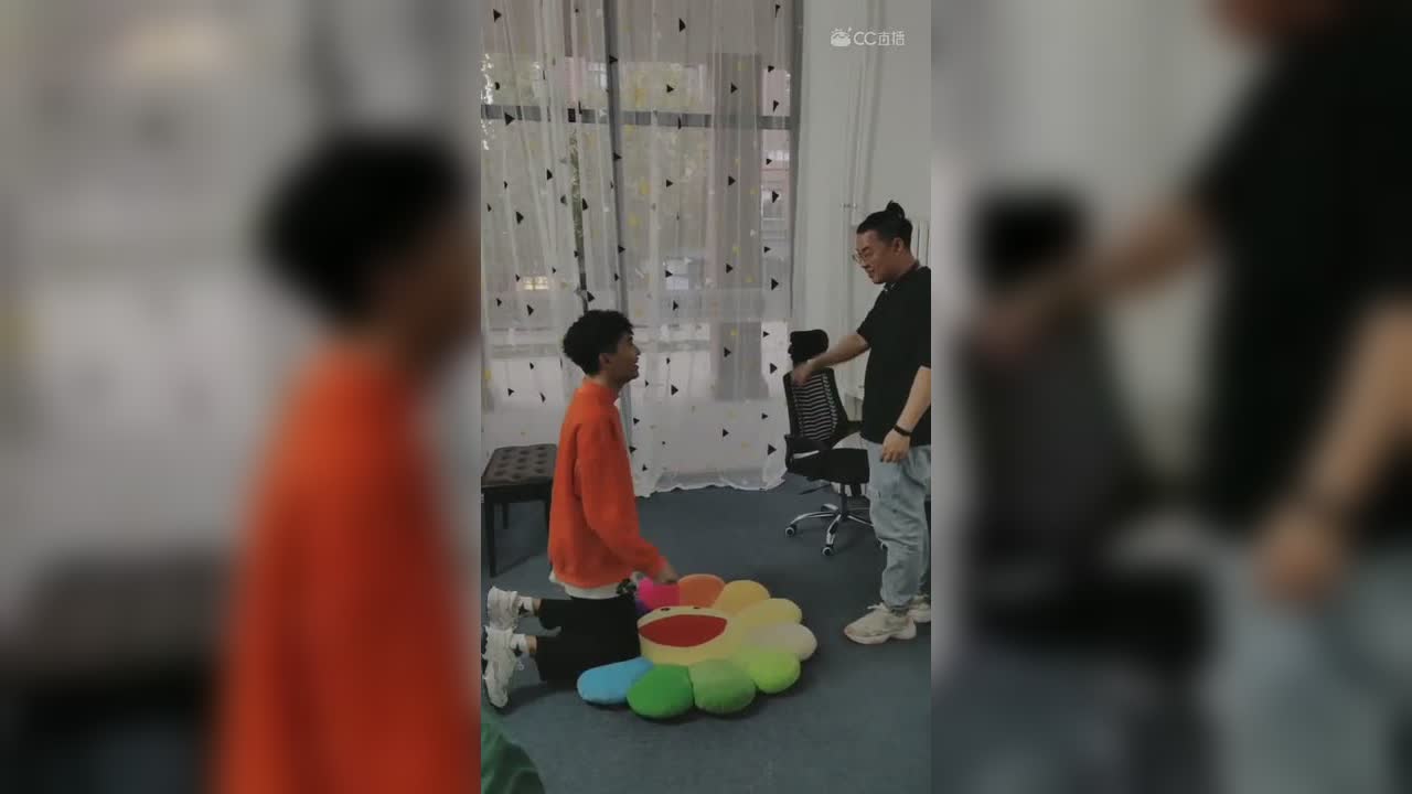 视频封面