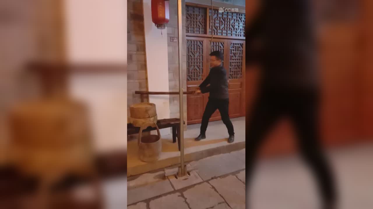 视频封面