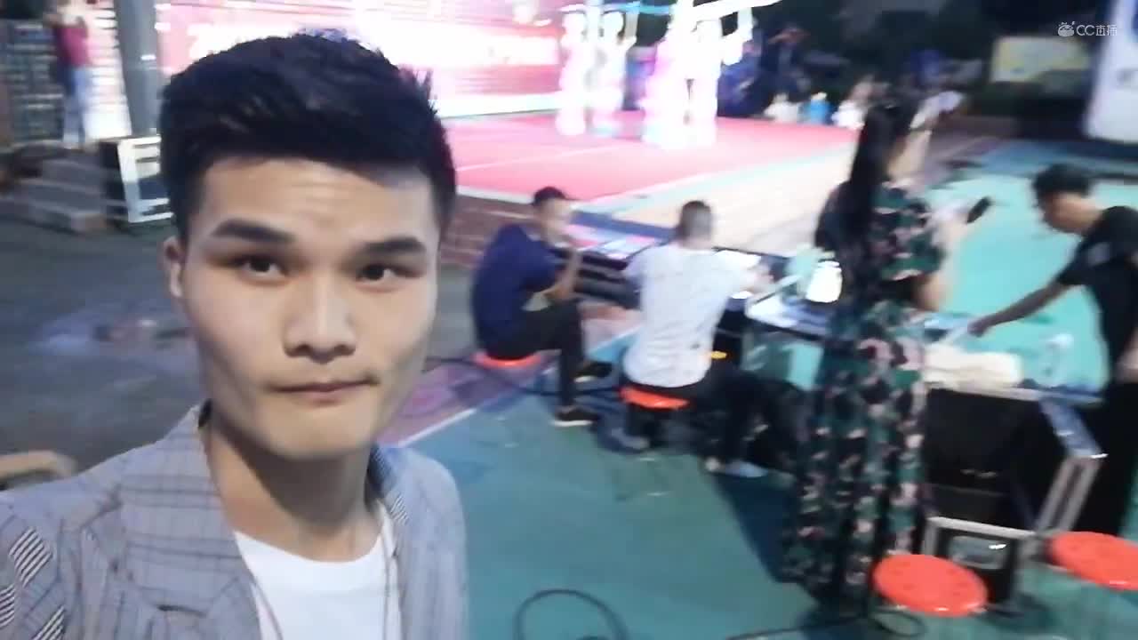 视频封面