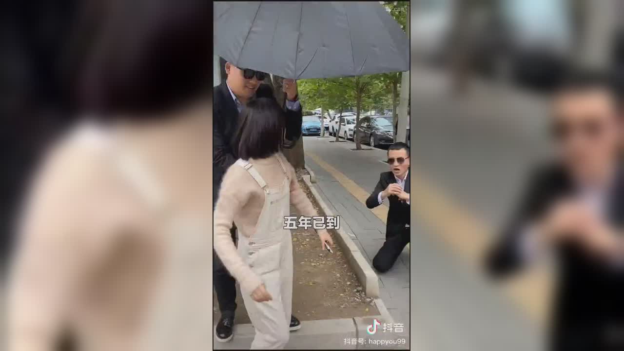 视频封面