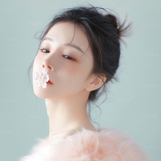 兜里有糖嘛?喂我一颗~