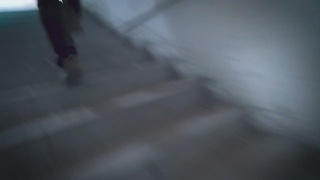 简绍灵《刀尖上的领舞者》