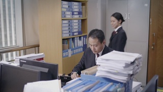 重拳出击，扫黑除恶