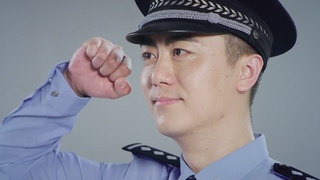 正义之警，威武之师