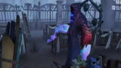 黄衣之主：这人残血了都锤不死？慈善家：？？？