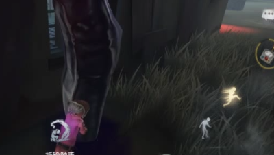 机械师：“没封窗还想锤我，”黄衣之主：你！！