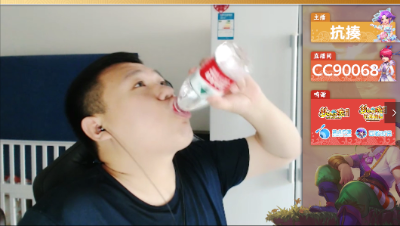 老王喝水新花样，自带旋风小马达，笑喷！