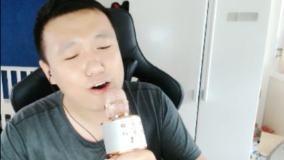 老王再开嗓，献唱《捉泥鳅》！