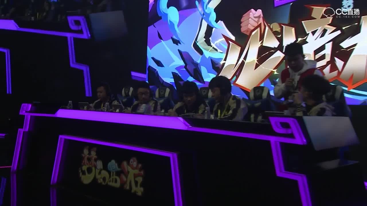 #梦幻手游视频##嘉年华结伴同行#2018嘉年华现场-精锐组X9决赛