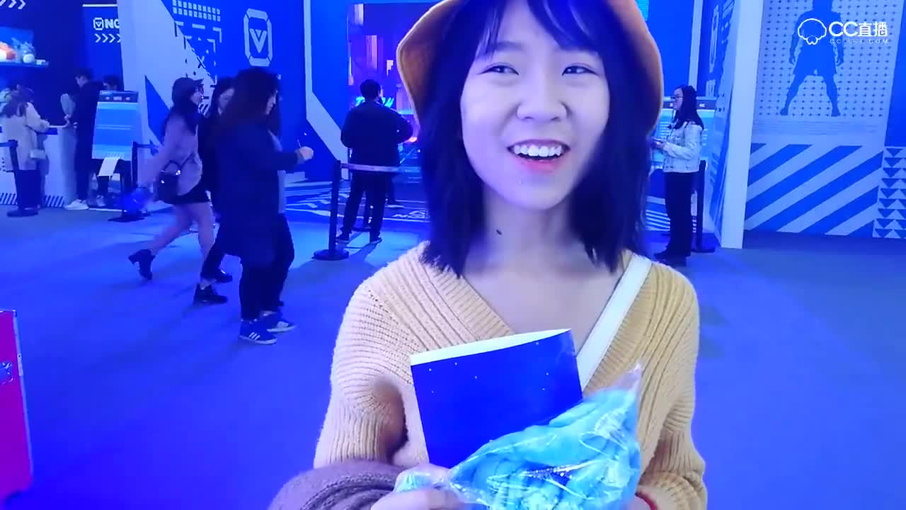 现场观众采访视频