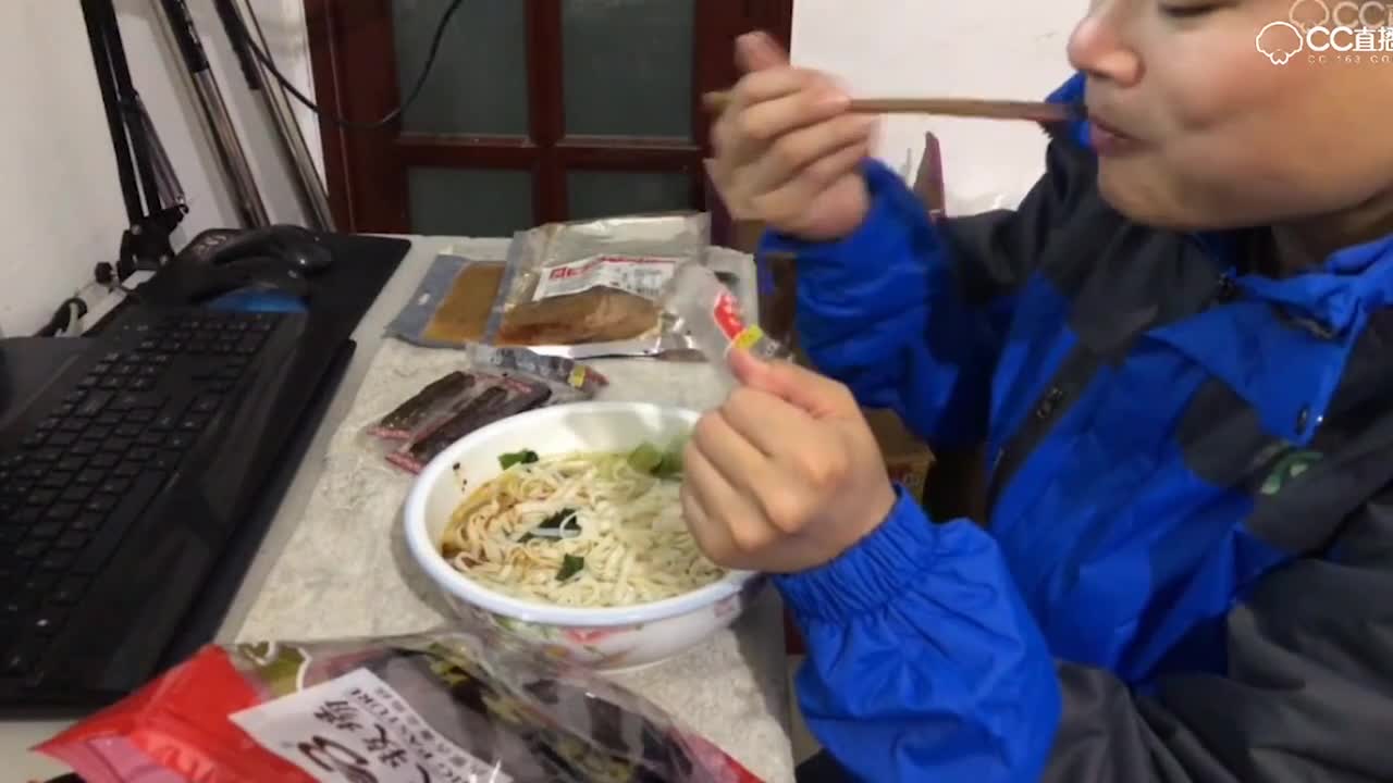 李永生吃面吃牛肉