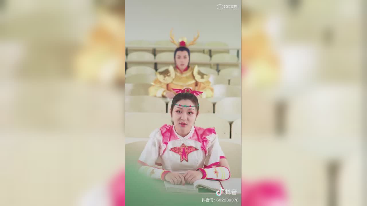 【短视频：梦幻学院小剧场】下课也需绞尽脑汁