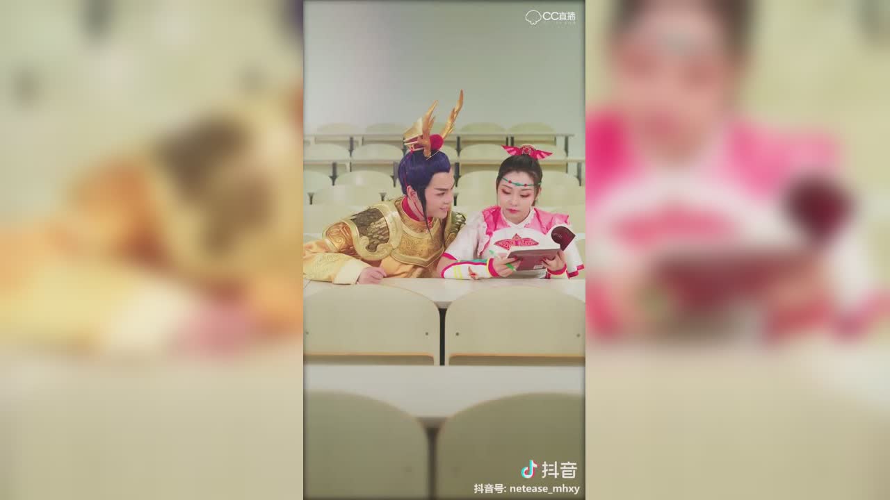 【短视频：梦幻学院小剧场】梦中梦 一场空……