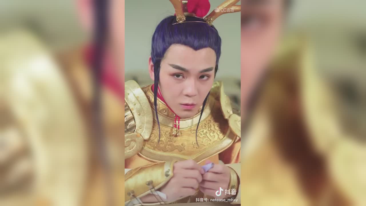 【短视频：梦幻学院小剧场】考场如战场！局势如此紧张，你怎么能想这些？