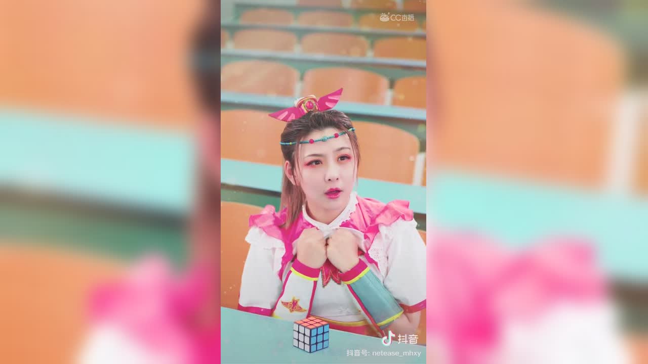 【短视频：梦幻学院小剧场】那些校园里感人肺腑的时刻！