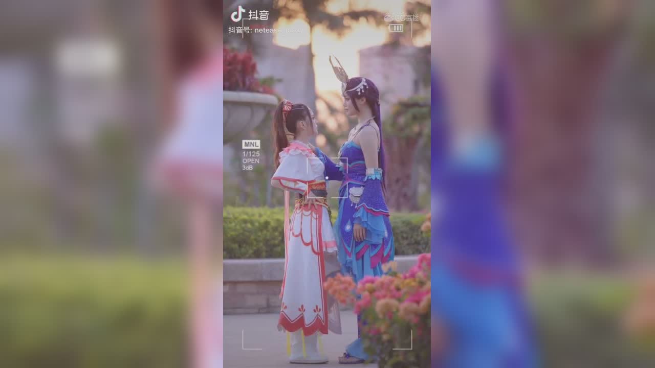 【短视频：梦幻小剧场】活泼灵动飞燕女，妩媚多姿巫蛮儿，你Pick哪个～ #论坛菌##梦幻视频站#