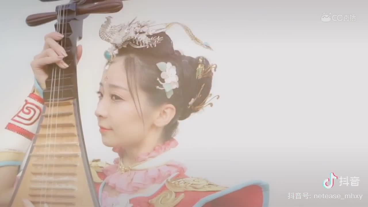 【短视频：梦幻小剧场】琵琶仙乐处处飘，飞天舞姬多曼妙~ #论坛菌##梦幻视频站#