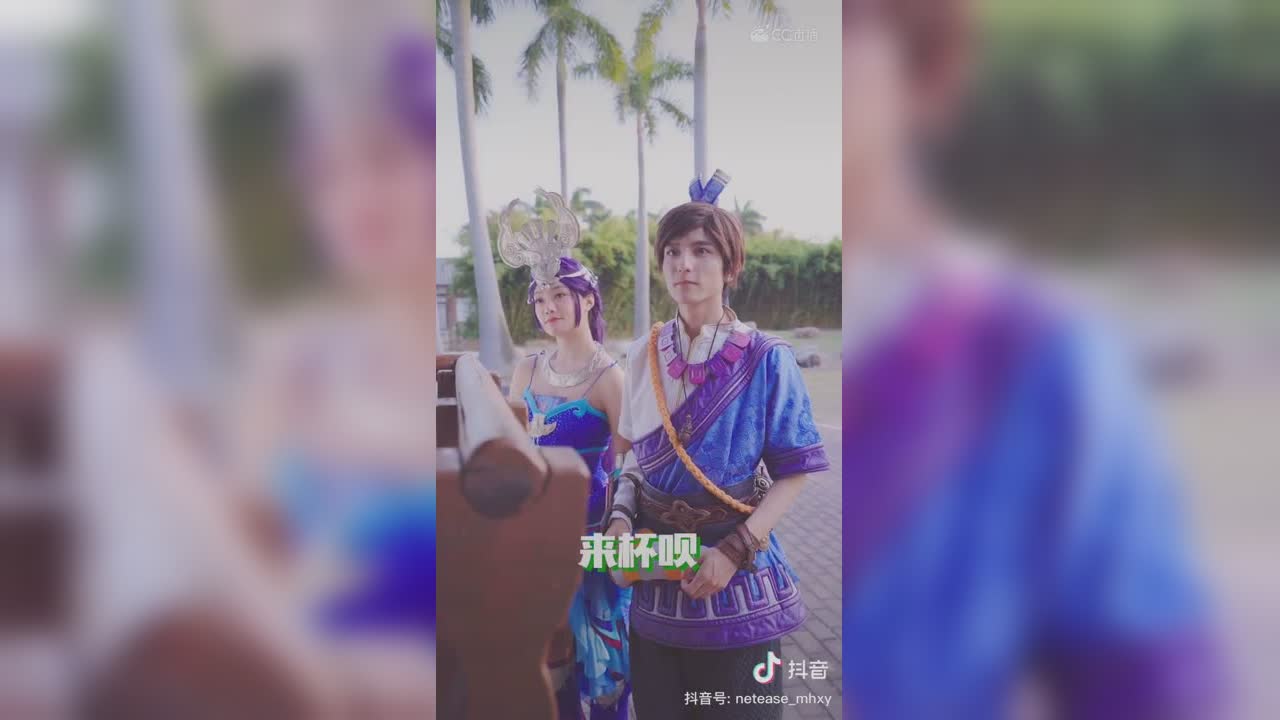 【短视频：梦幻小剧场】 问完问题就走，不打扰老板做生意，真是有礼貌的好孩子！ #论坛菌##梦幻视