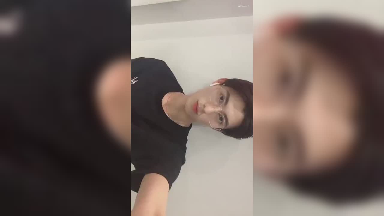 颜值一厅：南舒的圈子视频