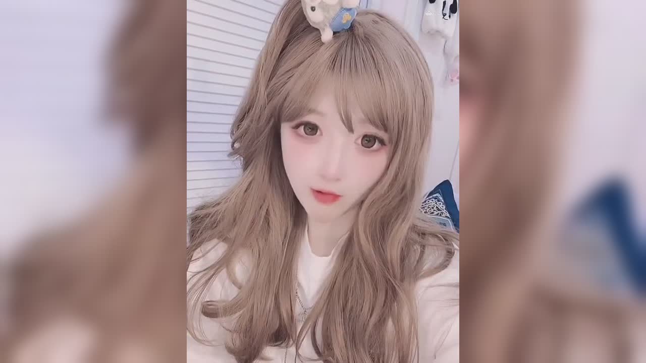 羊系美少女