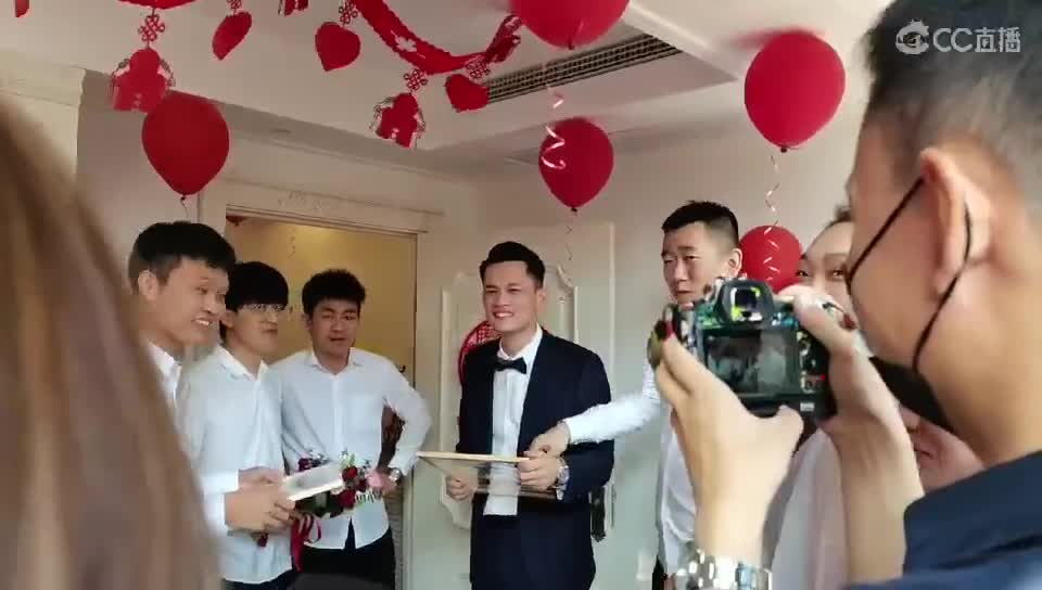 小鸡婚礼现场
