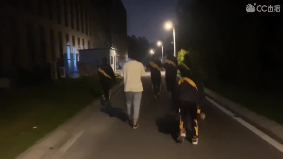 我会有一点紧张