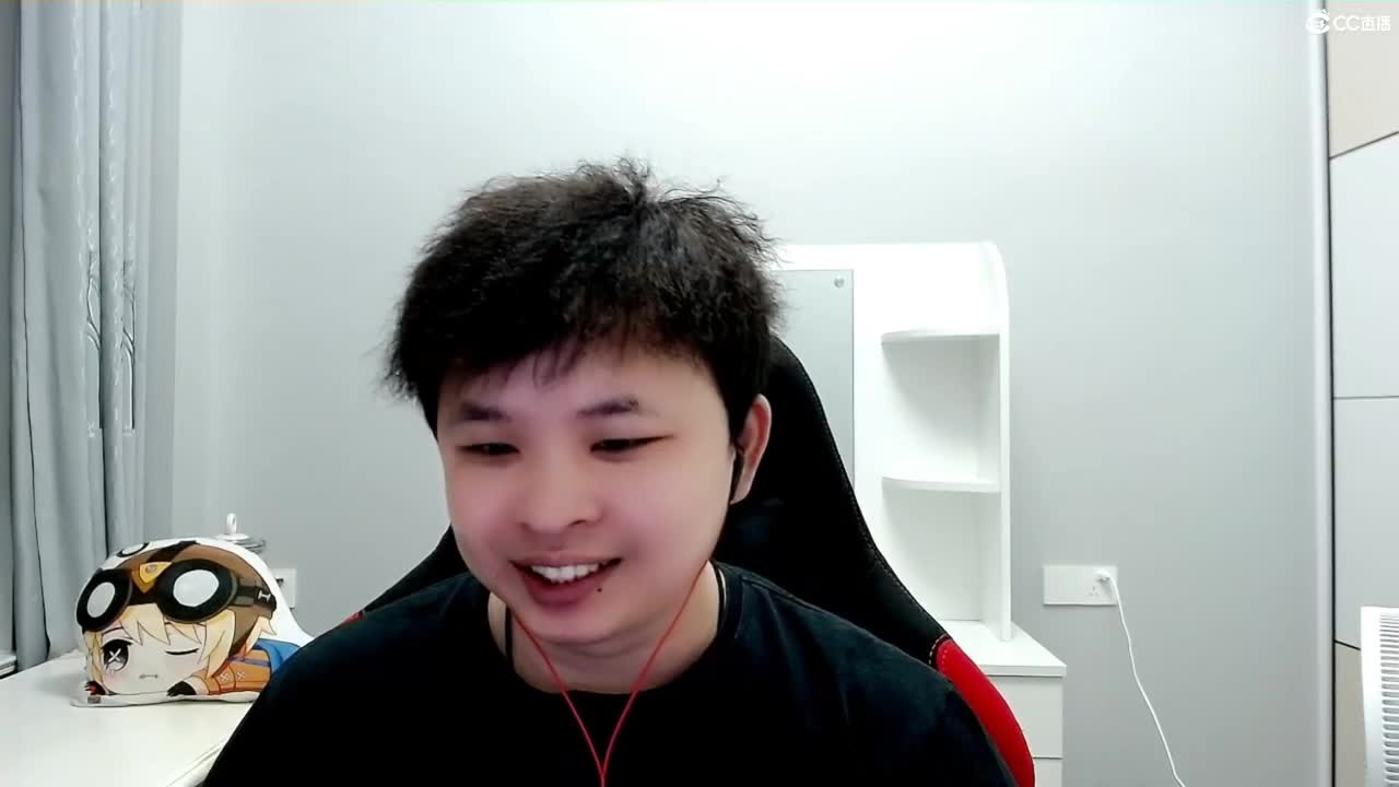 弹幕抽200元月饼，来~！