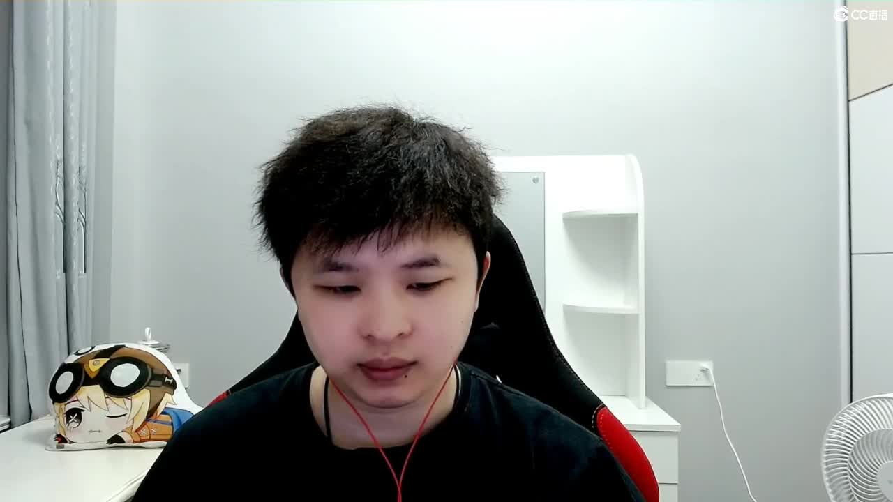 弹幕抽200元月饼，来~！