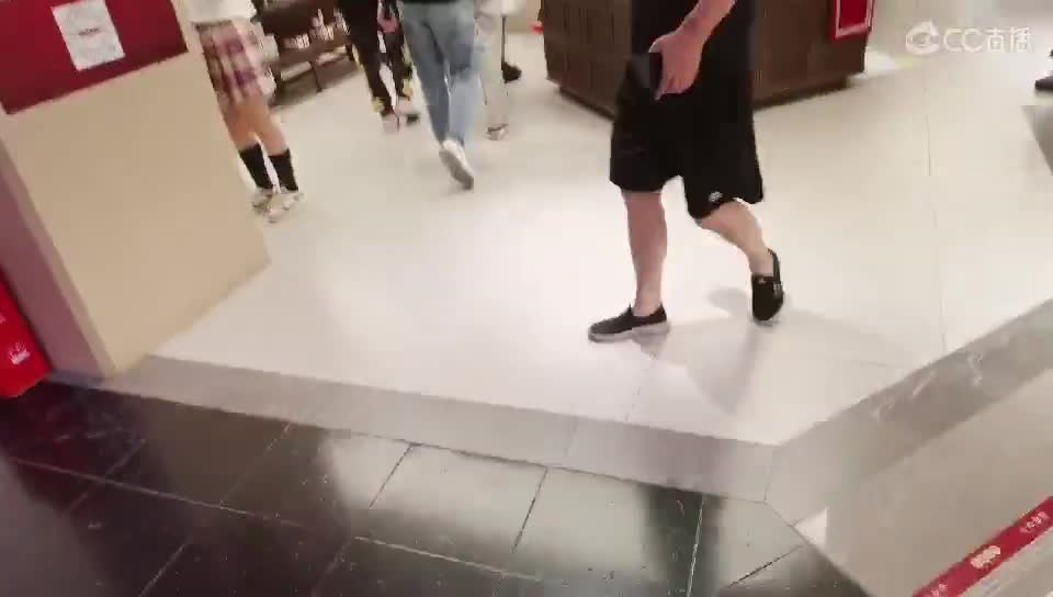 户外吃饭