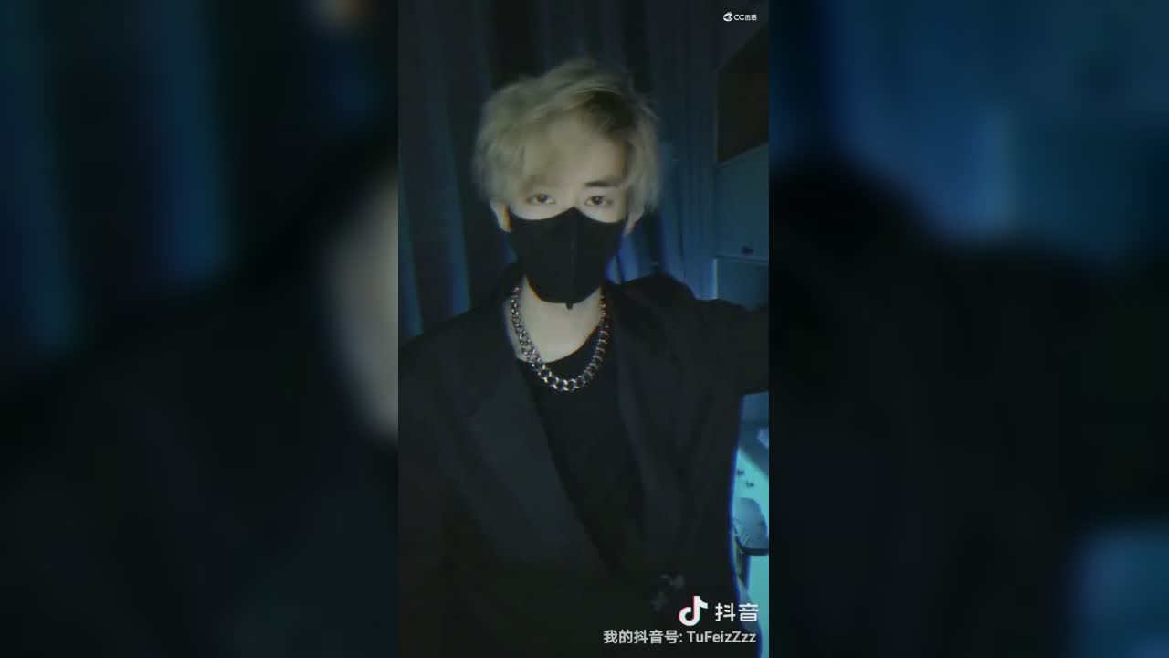 叫别人就叫帅哥，叫我就叫第五那臭溜鬼的是吧？