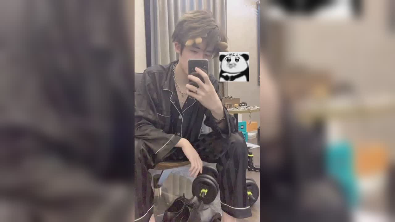 睡衣猛男