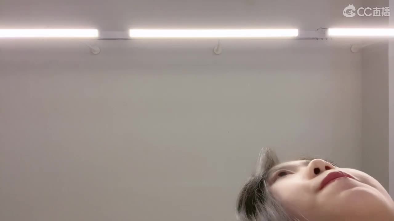 给v发给哥哥哥哥呀哥哥哈哈哈哈哈哈