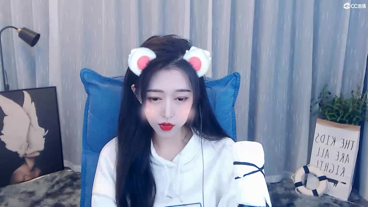 我也不想阿，他叫我宝贝哎 第1段