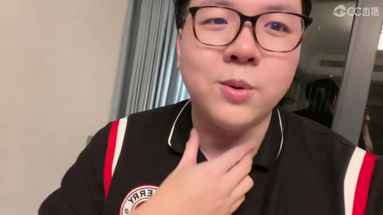 聊会儿天