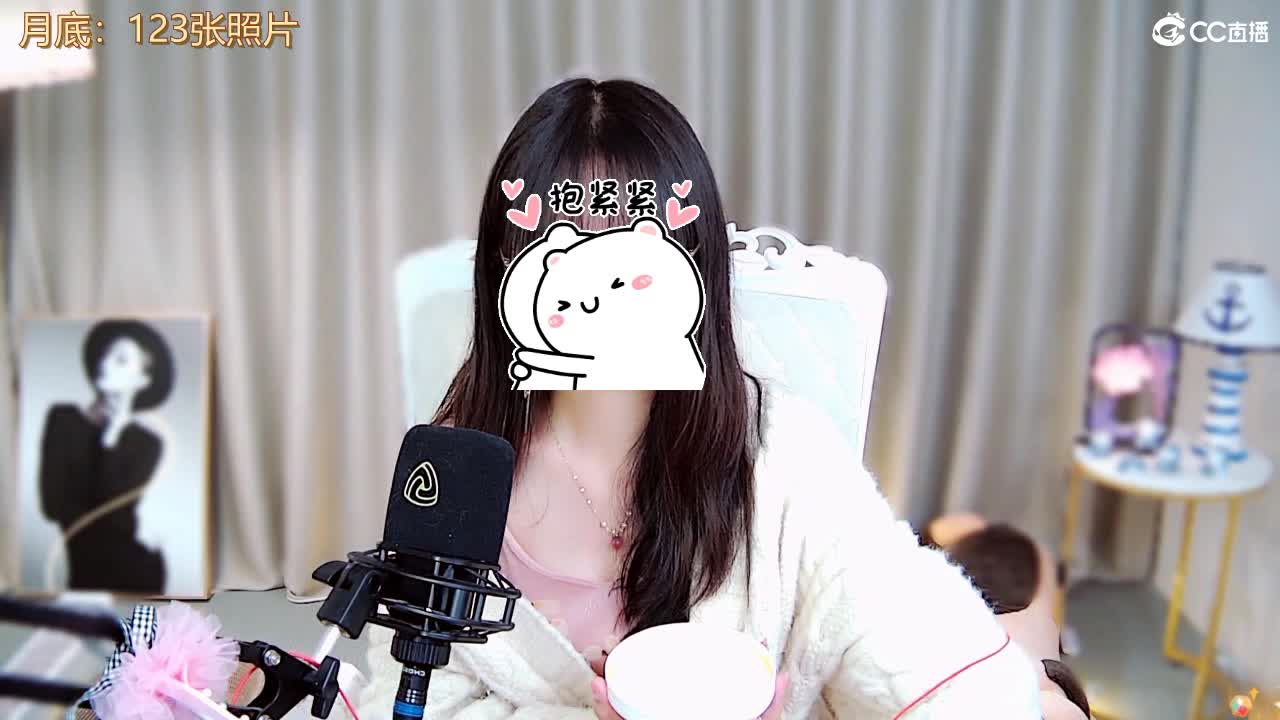 你兜里有糖吗？喂我一颗