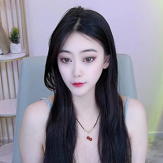 不说话就是甜妹