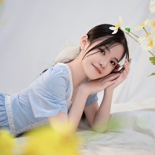 你的嘴唇真好看,适合说爱我