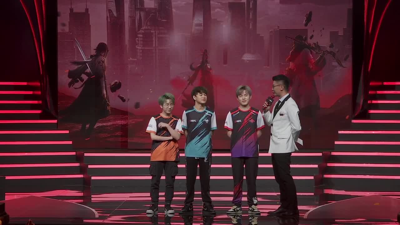 今天还是看比赛1 第1段