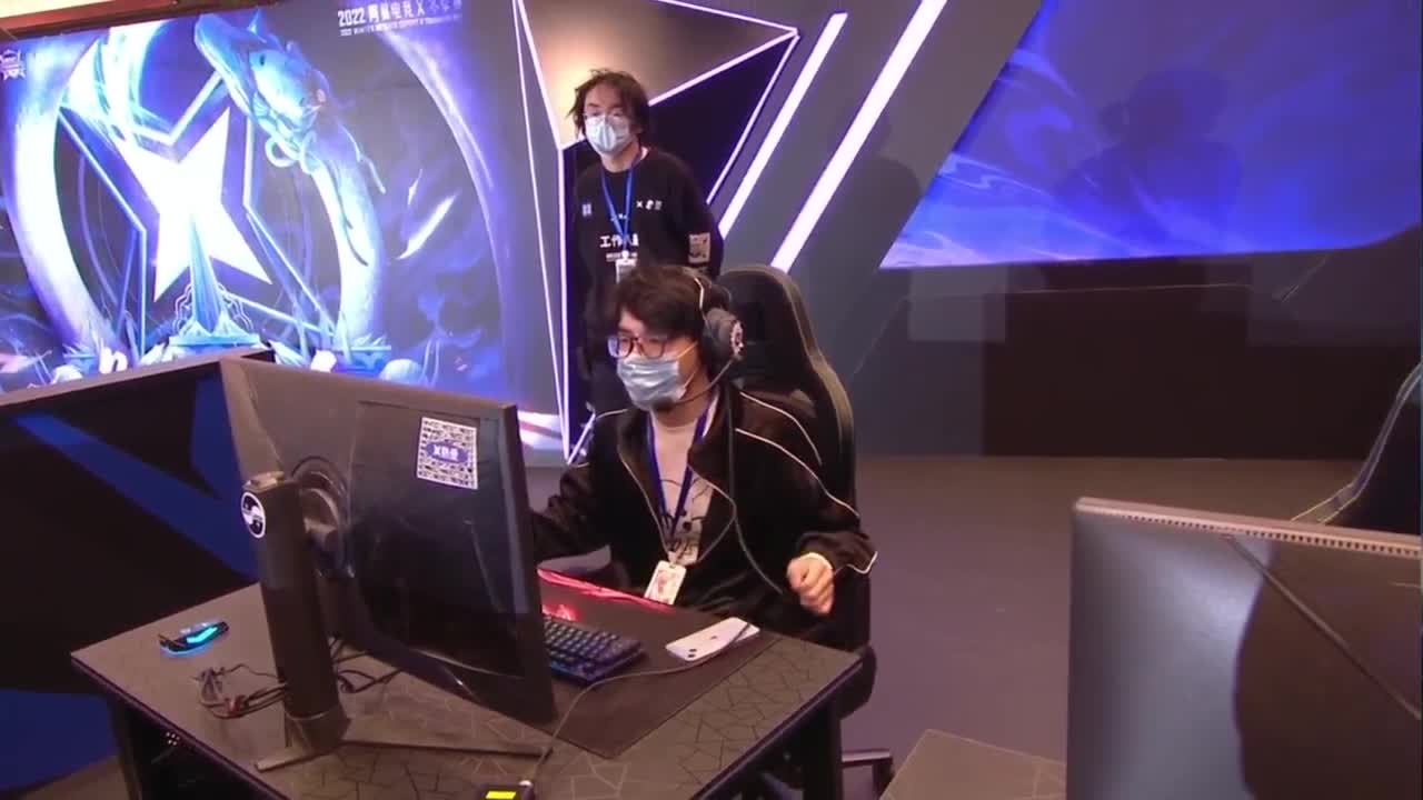 来一起看next决赛了！ 第6段