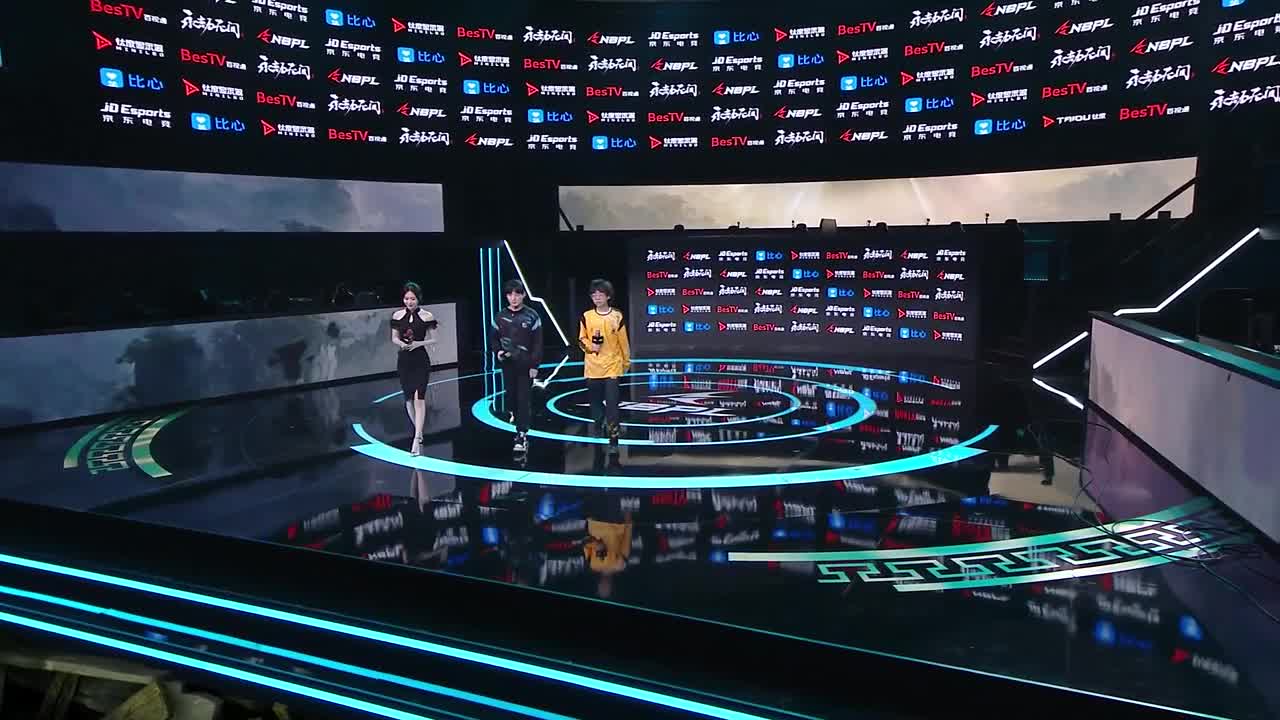 给理发师跳起来刀了 第6段