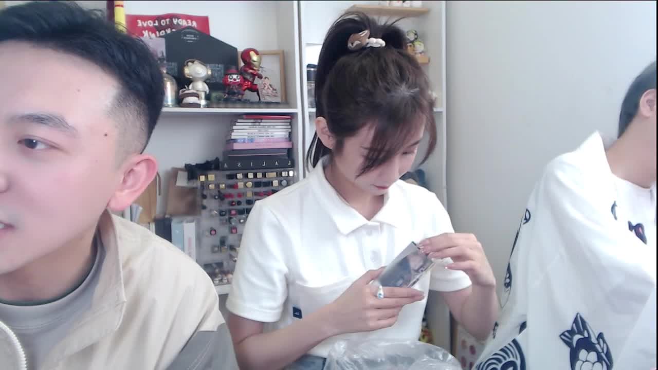 三个诸葛亮顶个大金光 第2段