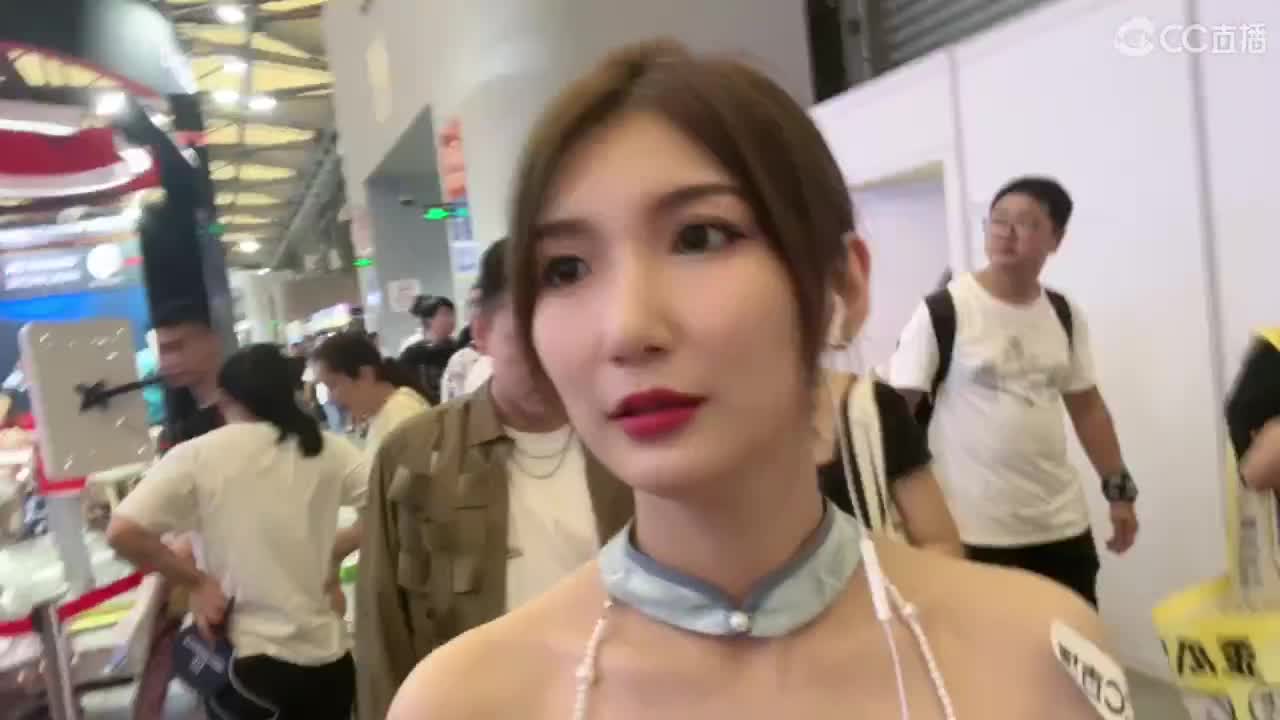 CJ逛酷冷展台！ 第3段
